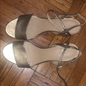 J crew Gold strapy heels brand new only worn once